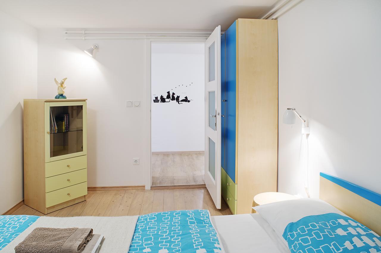Apartments Your Colourful Ljubljana Home ภายนอก รูปภาพ
